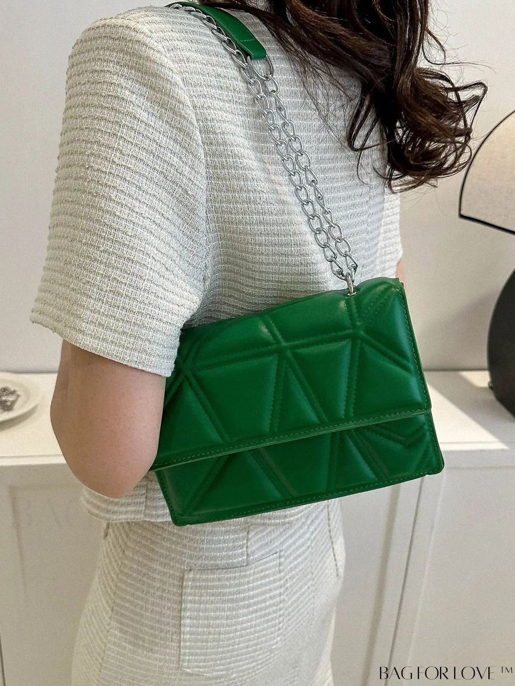 BagForLove - Modern Fashion Crossbody Bag with Chain Strap - Small Square Design