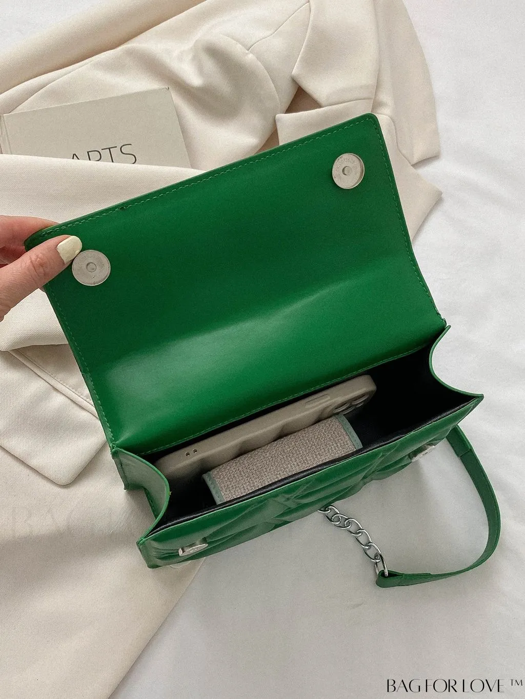 BagForLove - Modern Fashion Crossbody Bag with Chain Strap - Small Square Design