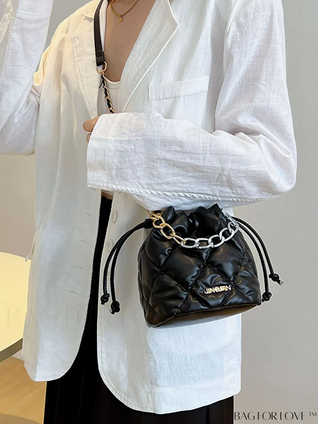 BagForLove - Stylish Womens Chain Bucket Crossbody Handbag - Trendy and Modern Stitched Design
