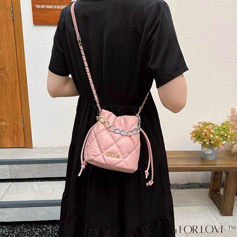 BagForLove - Stylish Womens Chain Bucket Crossbody Handbag - Trendy and Modern Stitched Design