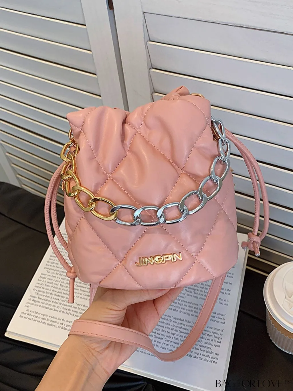 BagForLove - Stylish Womens Chain Bucket Crossbody Handbag - Trendy and Modern Stitched Design