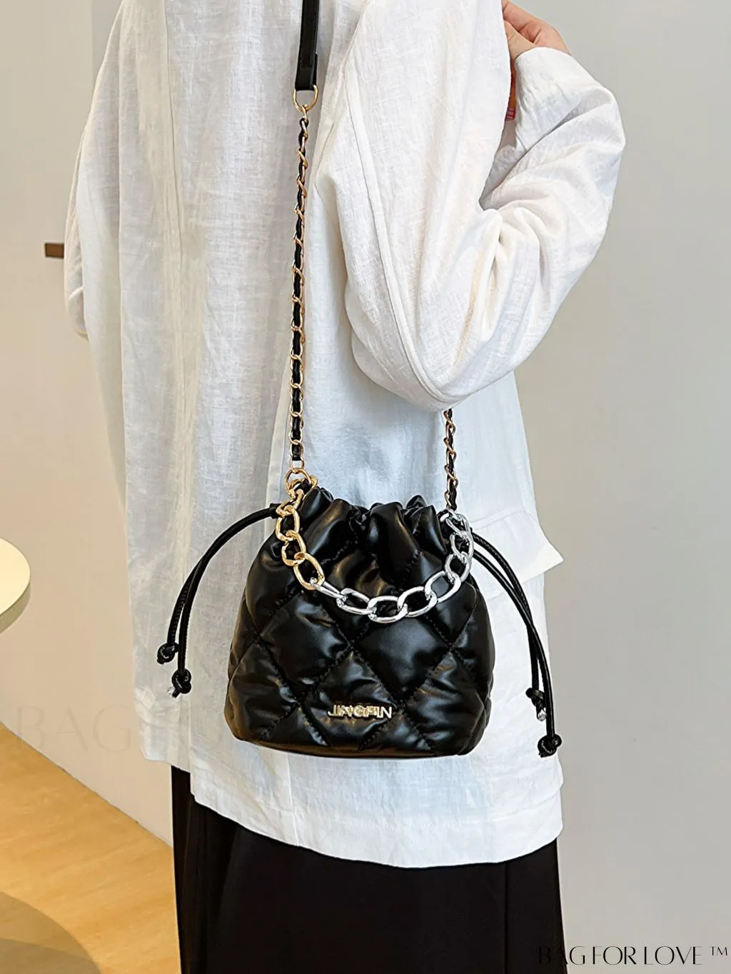 BagForLove - Stylish Womens Chain Bucket Crossbody Handbag - Trendy and Modern Stitched Design