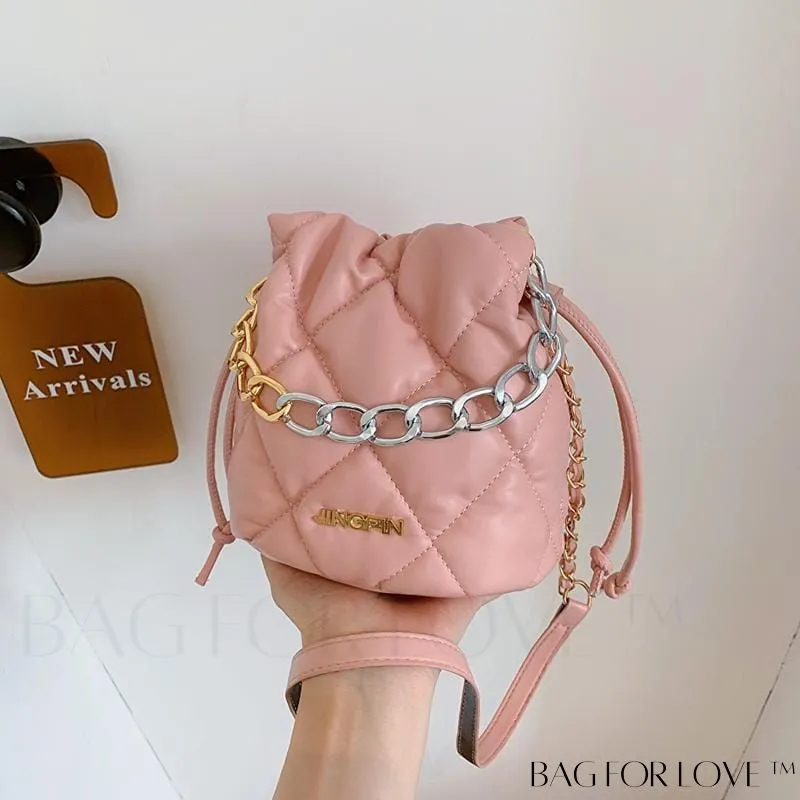 BagForLove - Stylish Womens Chain Bucket Crossbody Handbag - Trendy and Modern Stitched Design