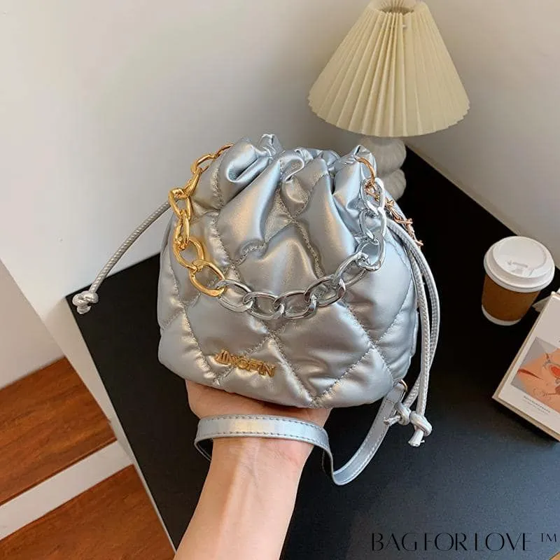 BagForLove - Stylish Womens Chain Bucket Crossbody Handbag - Trendy and Modern Stitched Design