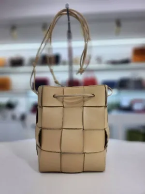 Bottega Veneta Cassette crossbody bucket crossbag 680218