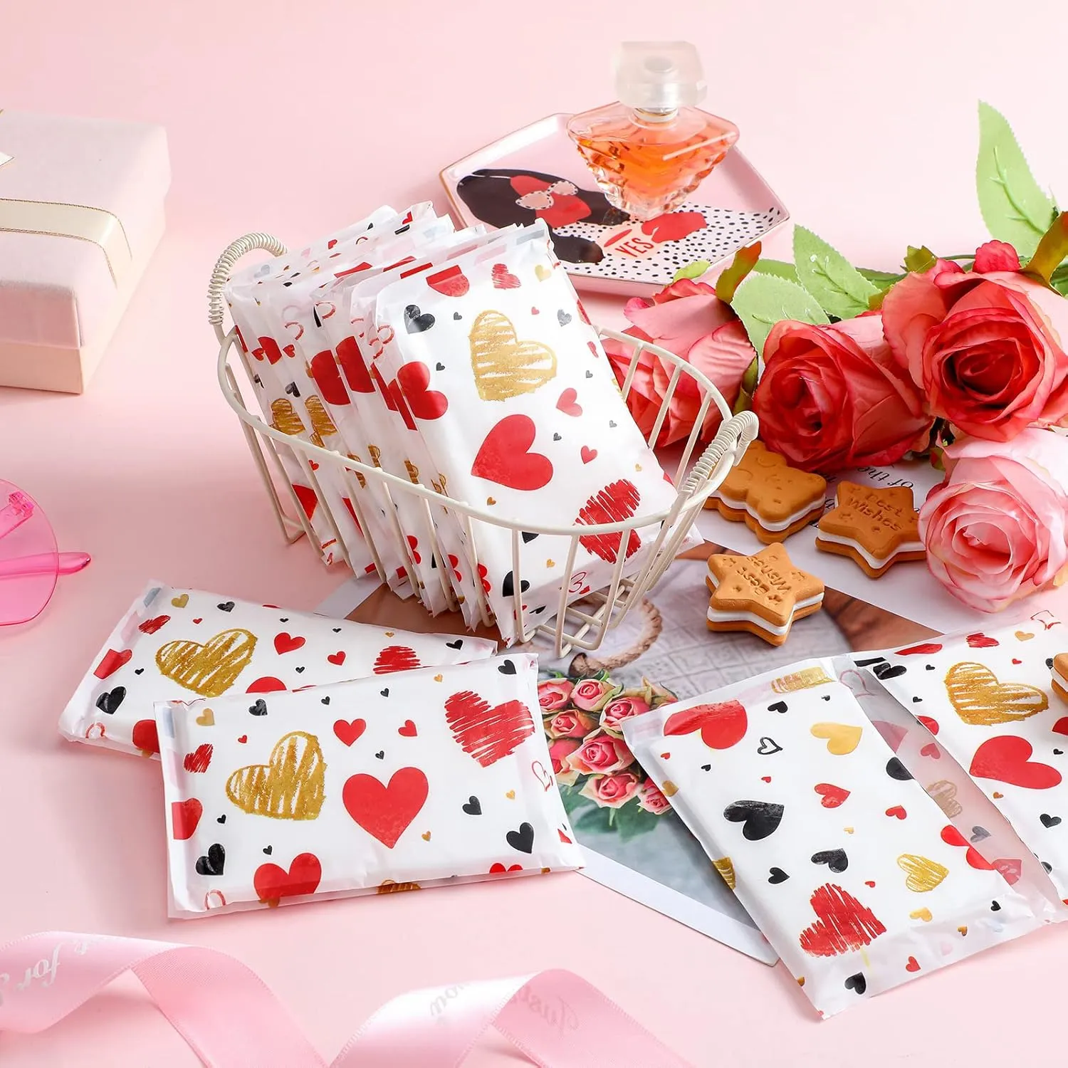Eaasty 50 Packs Pocket Pack Travel Size Facial Tissues 3 Ply Paper Mini Wedding Tissues for Guests Travel Valentine's Day Wedding Party Favors