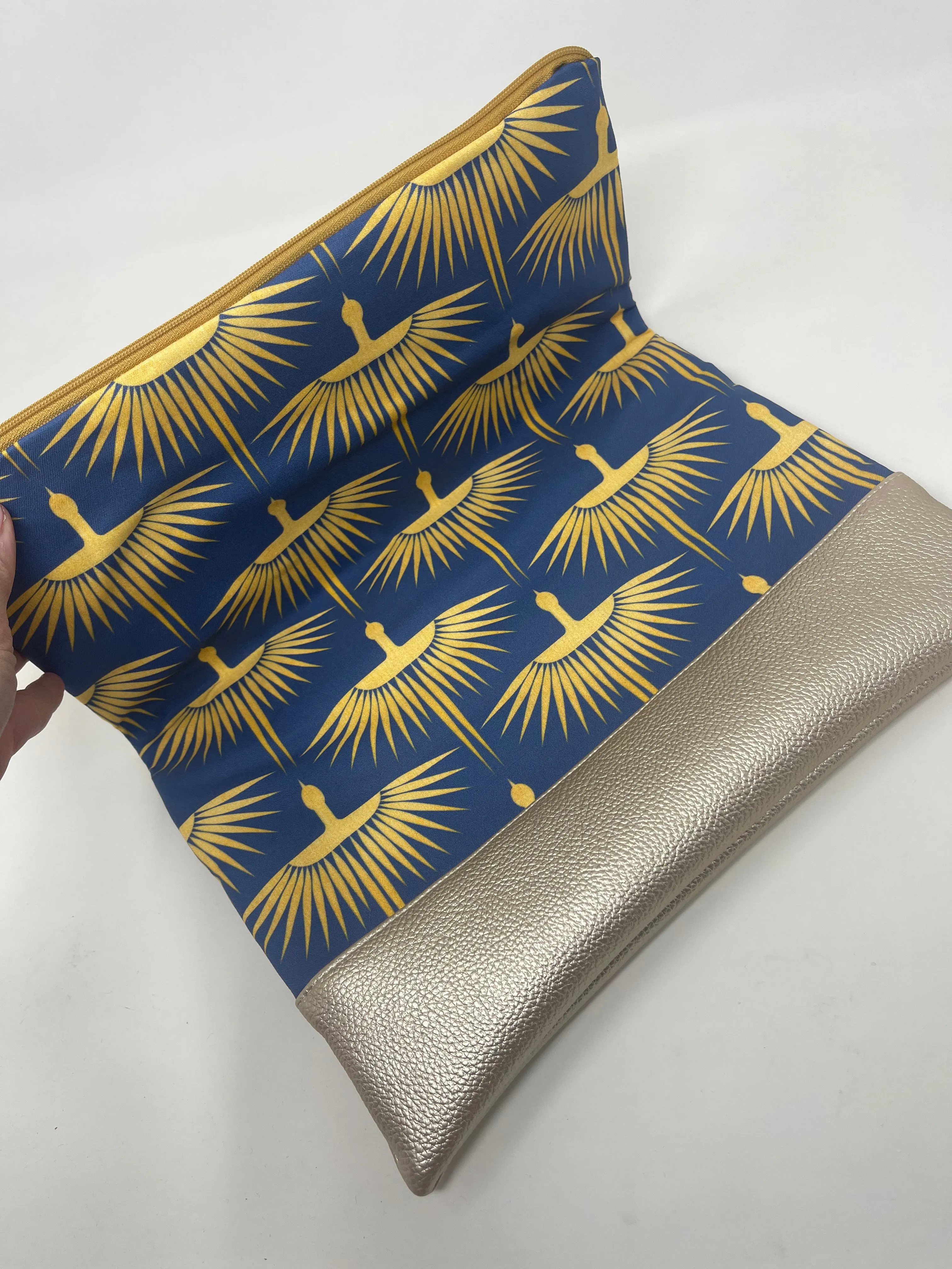 Eleanor Clutch