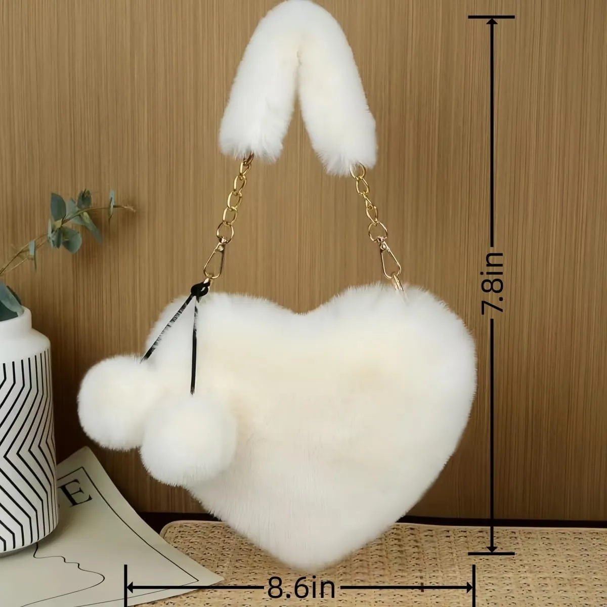 Furry Clutch Purses for Women Heart Shaped Fluffy Crossbody Bag Purse with Chain.