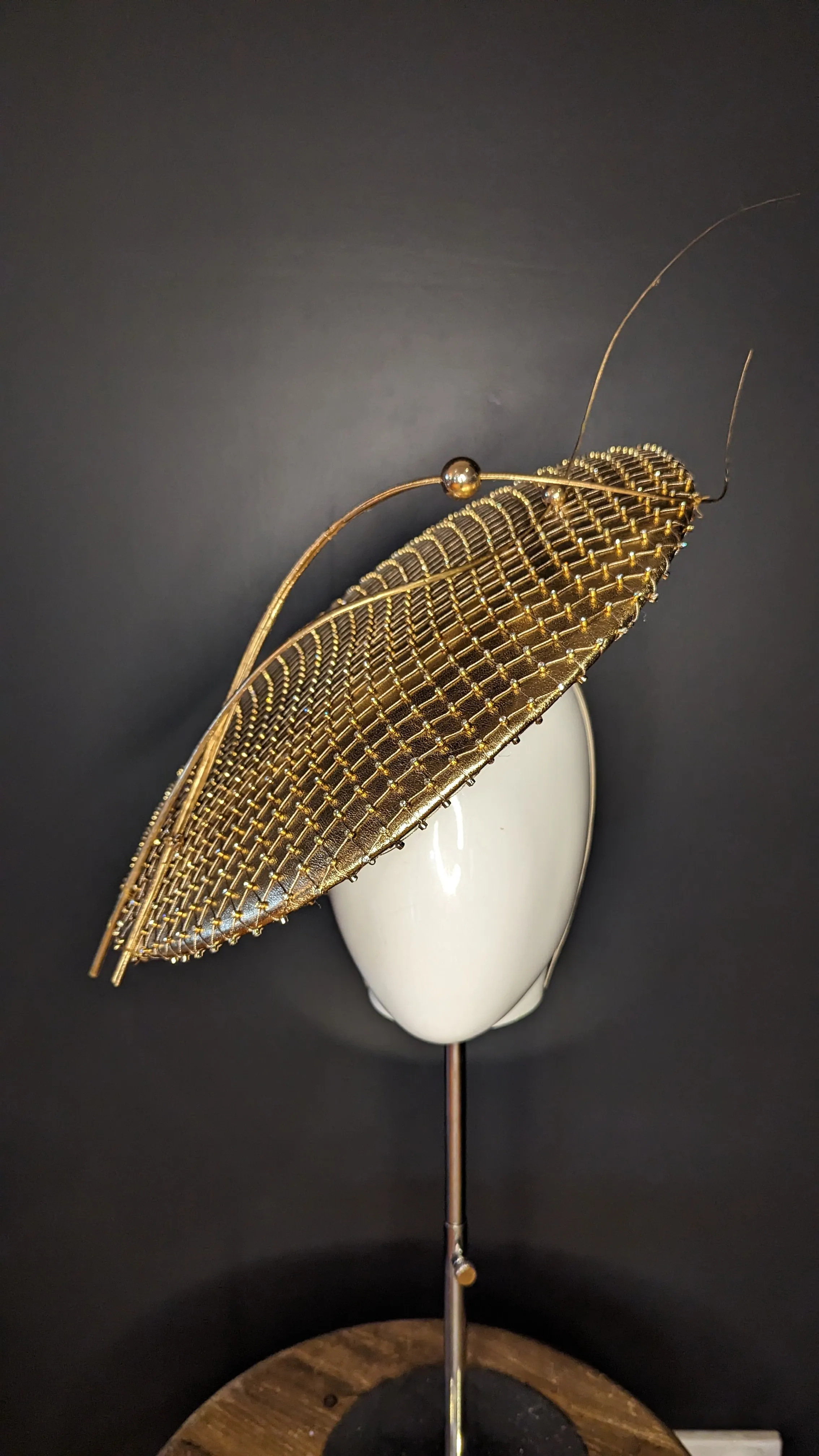 Golden Sparkle Disc Brim