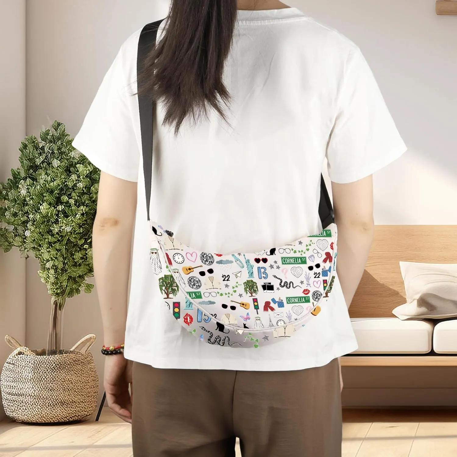 LEVLO Singer Album Crossbody Bag Singer Tour Fans Gift Song Concert Shoulder Bag Music Lover Merchandise