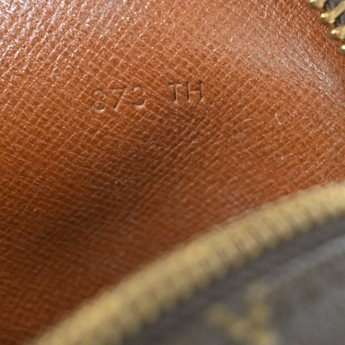 Louis Vuitton Marly Dragonne  Canvas Clutch Bag ()