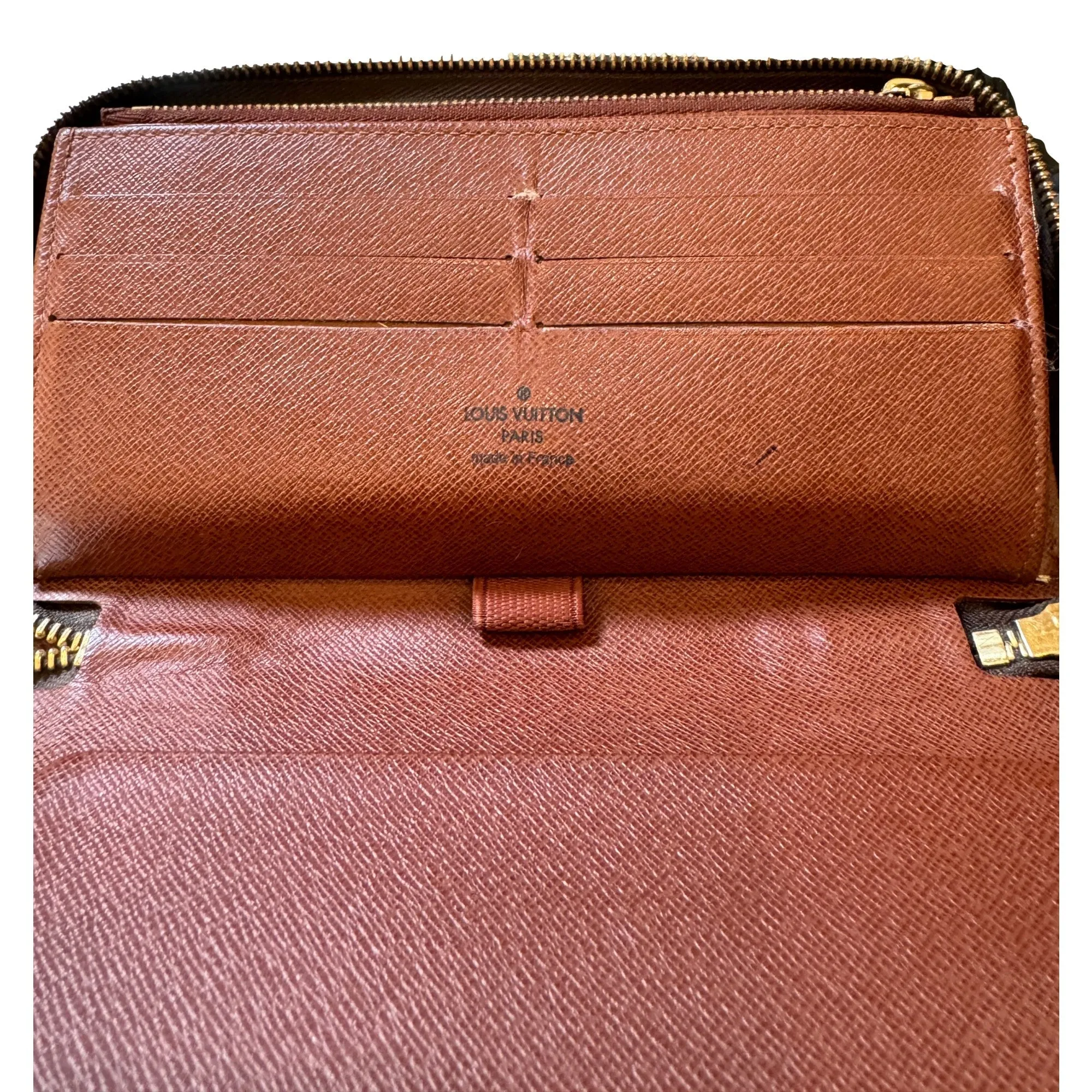 Louis Vuitton Monogram  Large Zippy Wallet-