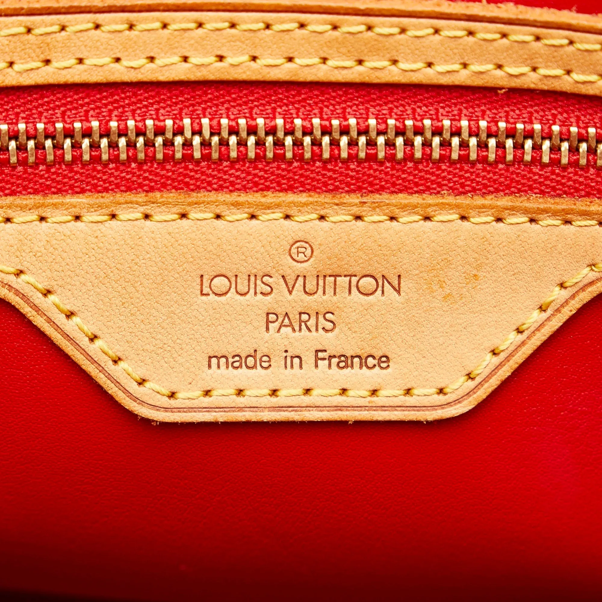 LOUIS VUITTON Vernis Petit Bucket Bucket Bag