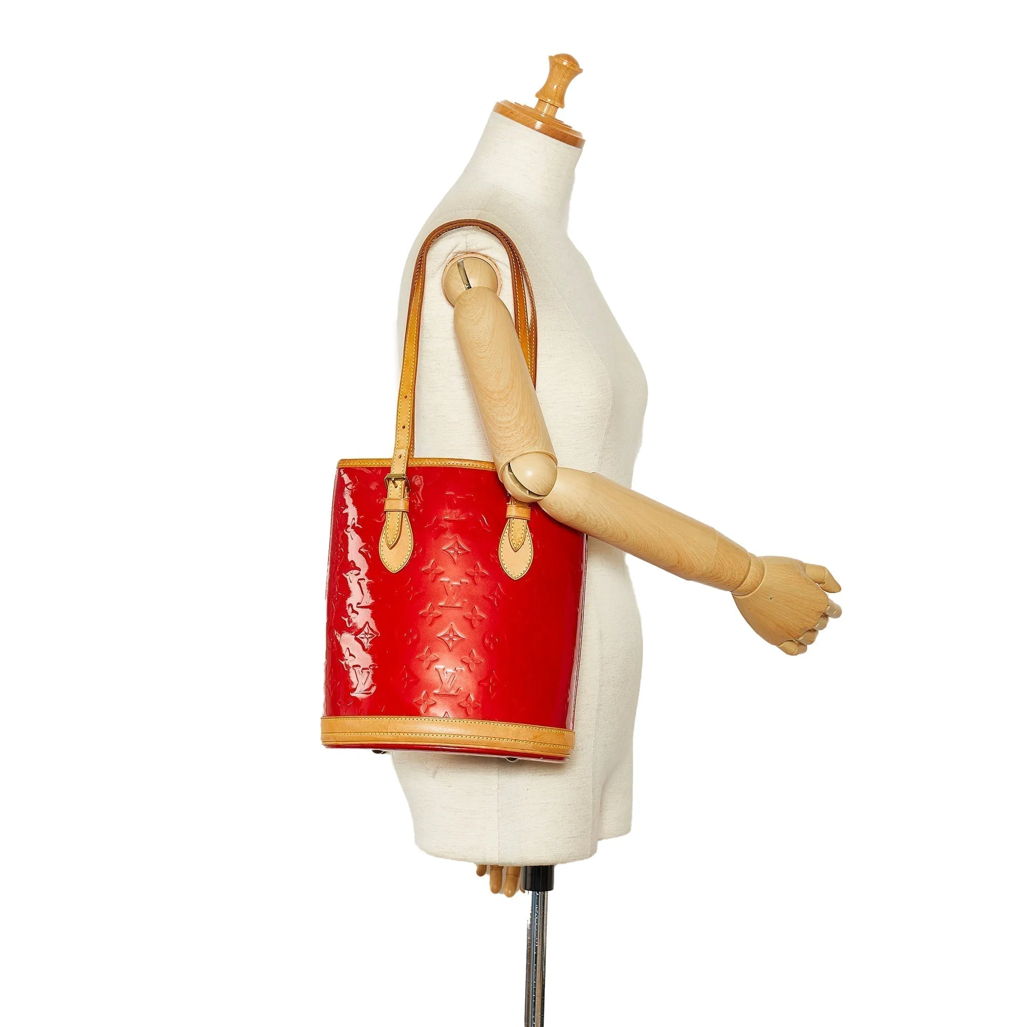 LOUIS VUITTON Vernis Petit Bucket Bucket Bag