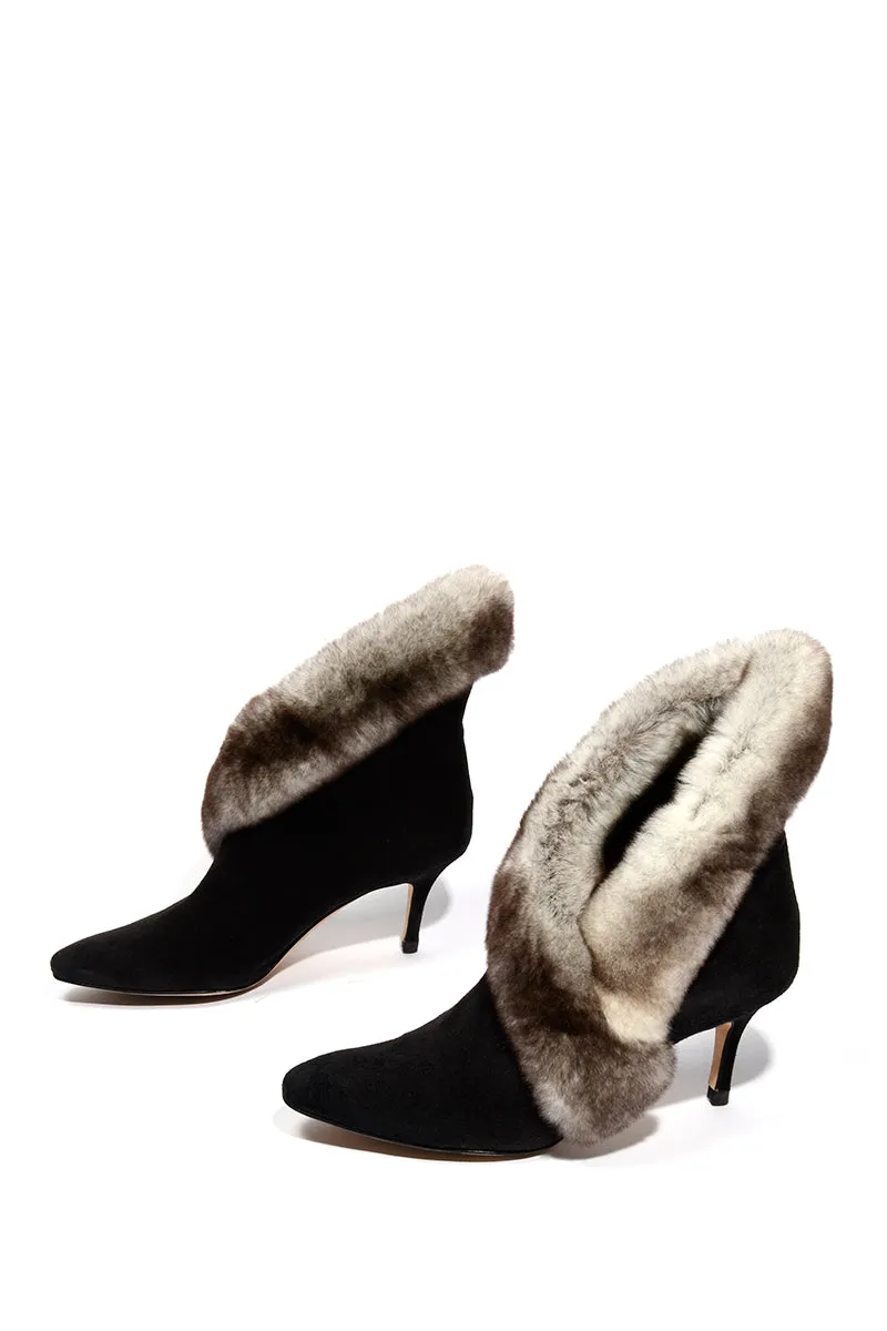 Manolo Blahnik Black Suede Booties With Mink Fur Trim 36.5
