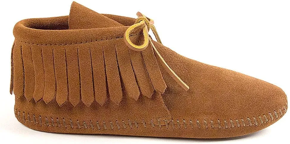 Minnetonka Women's Classic Fringe Boot, Hardsole