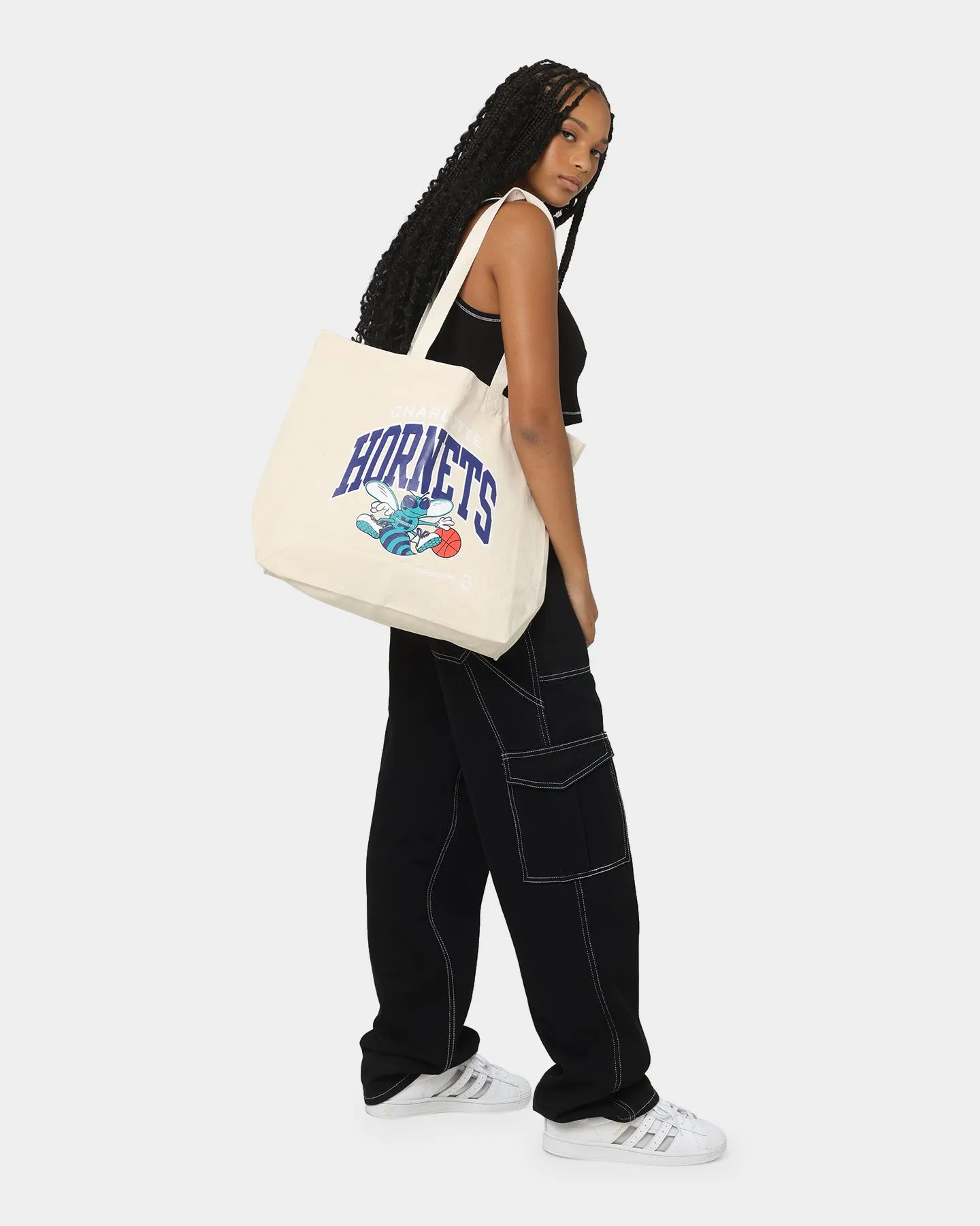 Mitchell & Ness Charlotte Hornets Keyline Tote Bag Cream