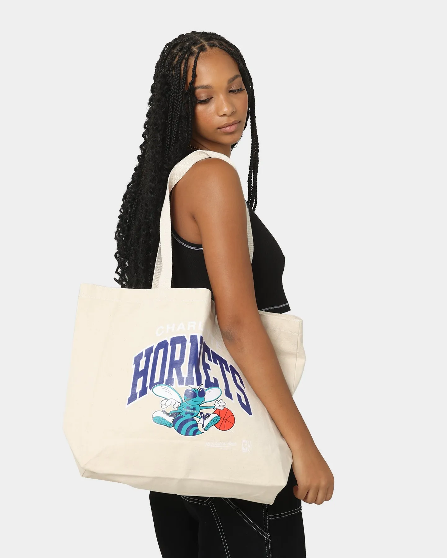 Mitchell & Ness Charlotte Hornets Keyline Tote Bag Cream