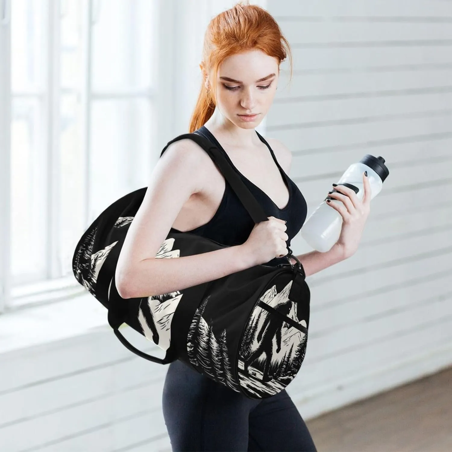 MNSRUU Sports Duffel Bags, Silhouette Of Gorillas Athletic Gym Bag Overnight Workout Travel Tote Luggage for Men Women Yoga