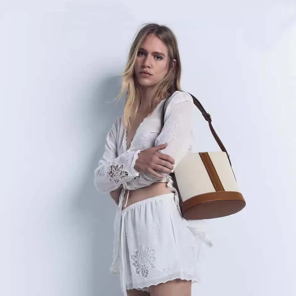Molodo Tote Bag for Women Trendy Large Bucket Bag Shoulder Bag Outdoor Casual Crossbody Bag for Commuting Handbag Purse
