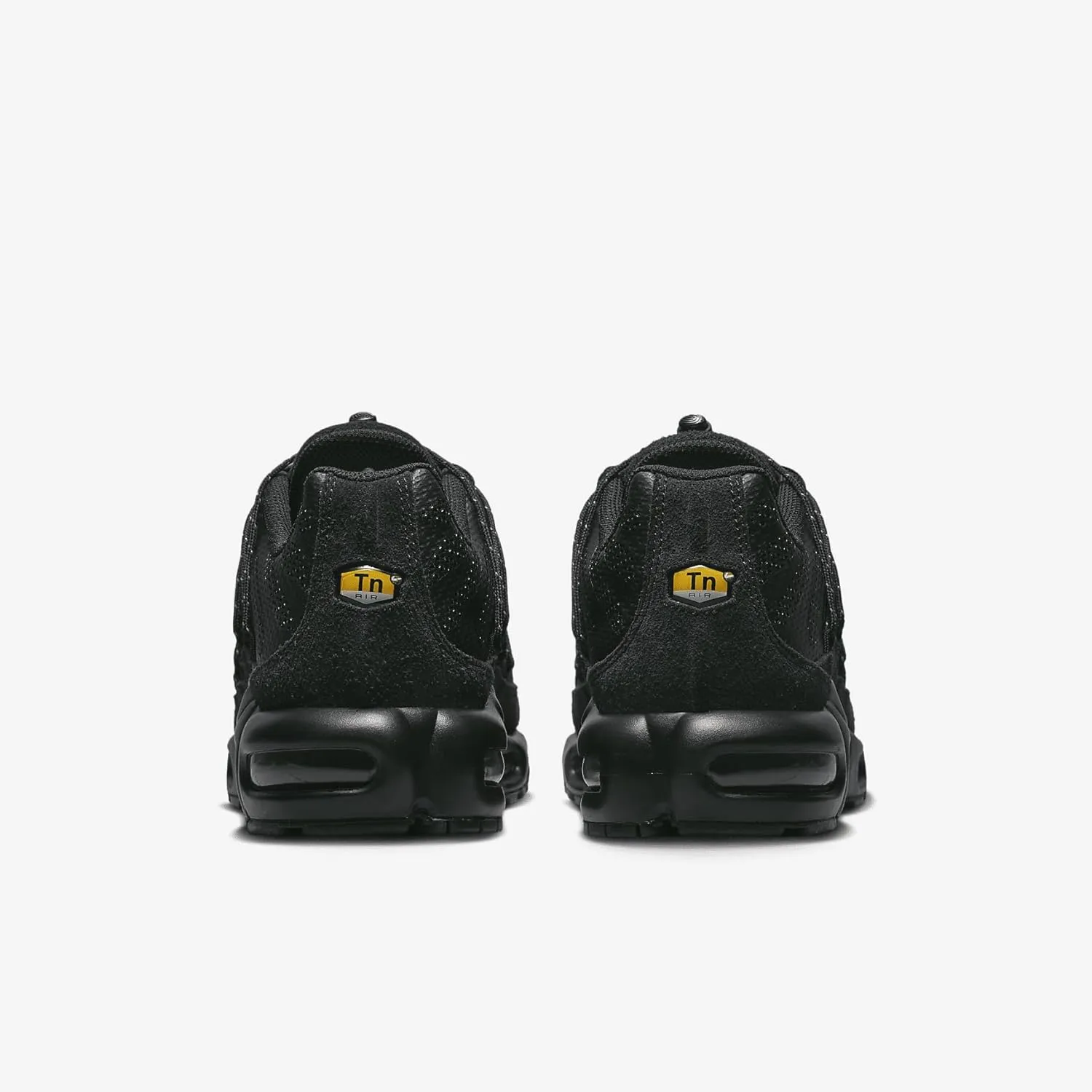 Nike Air Max Plus Utility Men's Shoes (FD0670-001, Black/White/Metallic Silver)