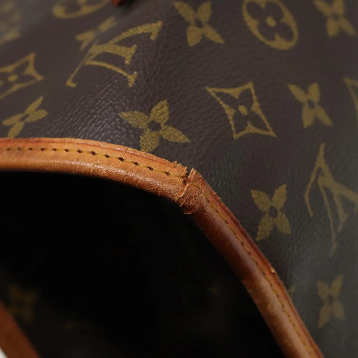 PorteDocuments Voyage Monogram