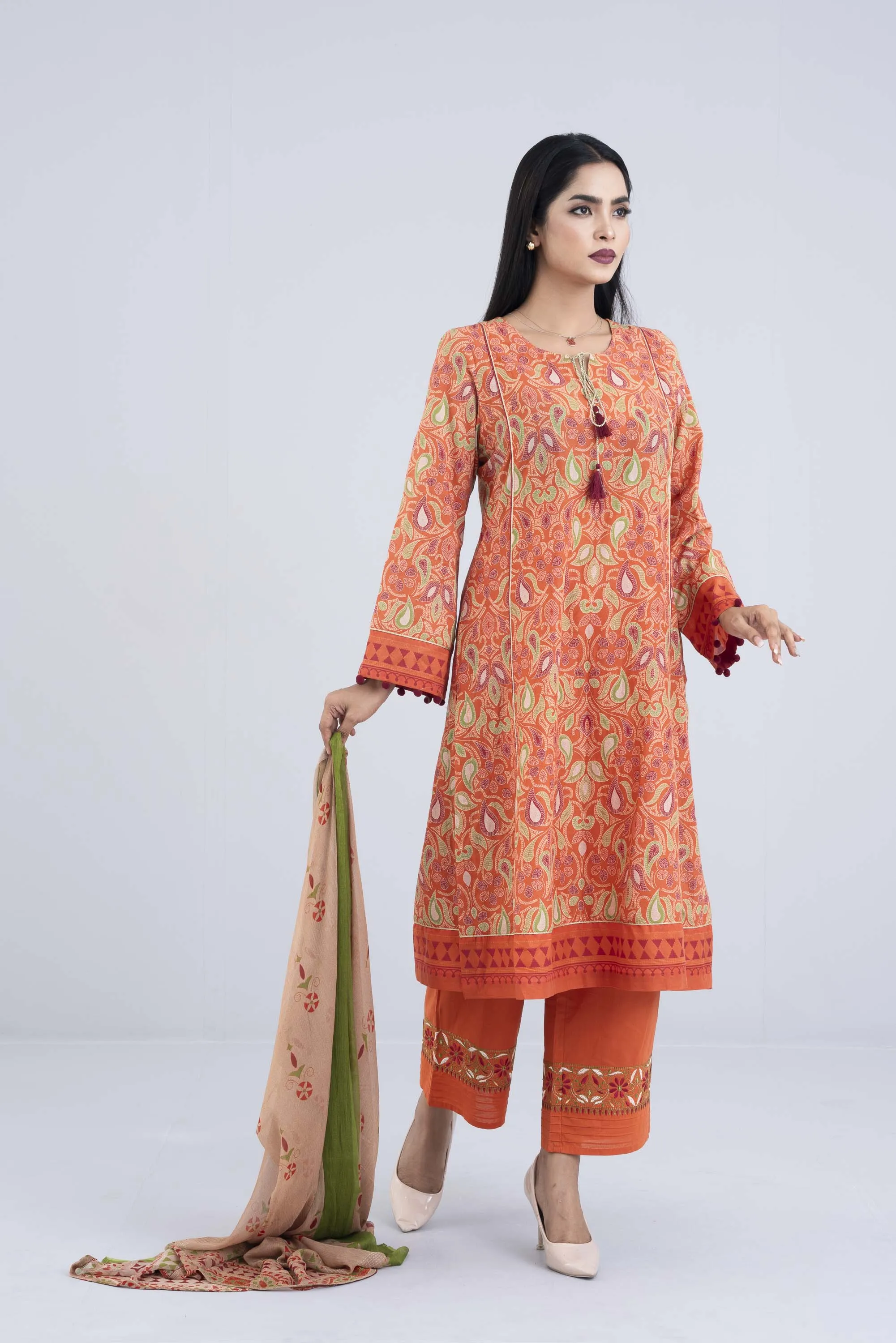Ready-to-wear Three-Piece Lawn with Chiffon Dupatta