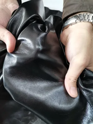 Sheep napa glossy leather for garments, lamp clothes black leather, sheep soft and light leather for jackets
