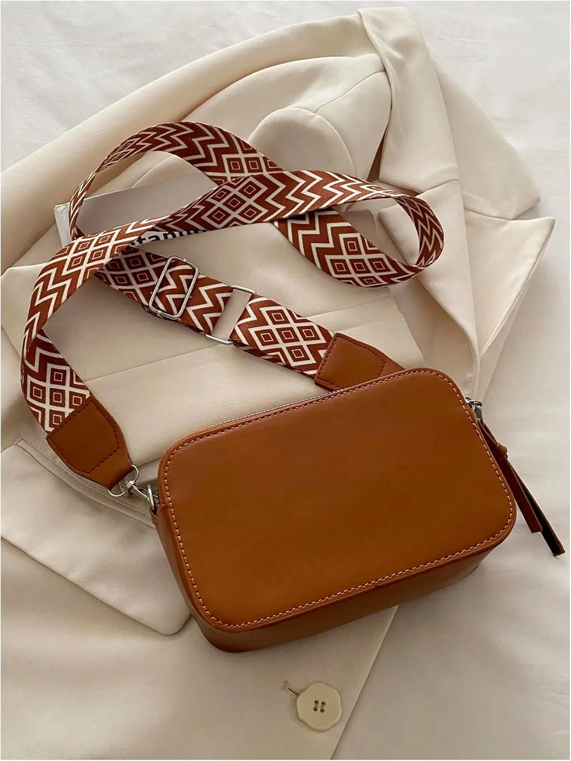 SHENHE Women's Letter Decor Crossbody Bags Double Zipper Mini Camera Bag with Geo Strap