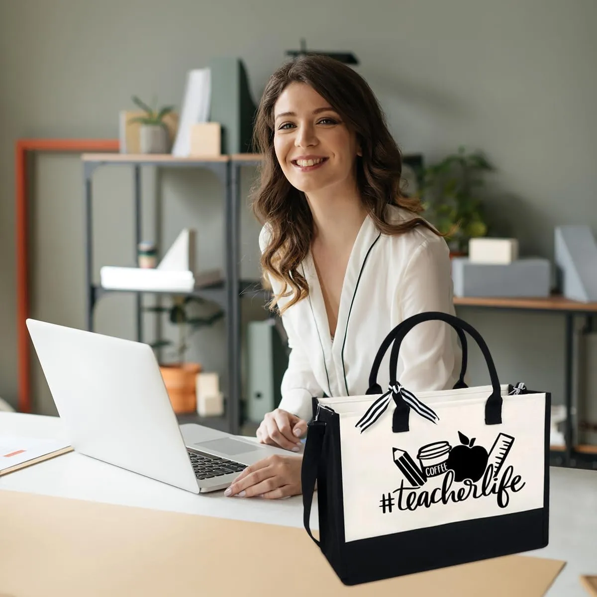 Teacher Appreciation Gifts,Teacher Day Gift for Women,Gifts for Teachers Women,Teacher Birthday Gift for Womens,Initial Canvas Tote Bag With Zipper