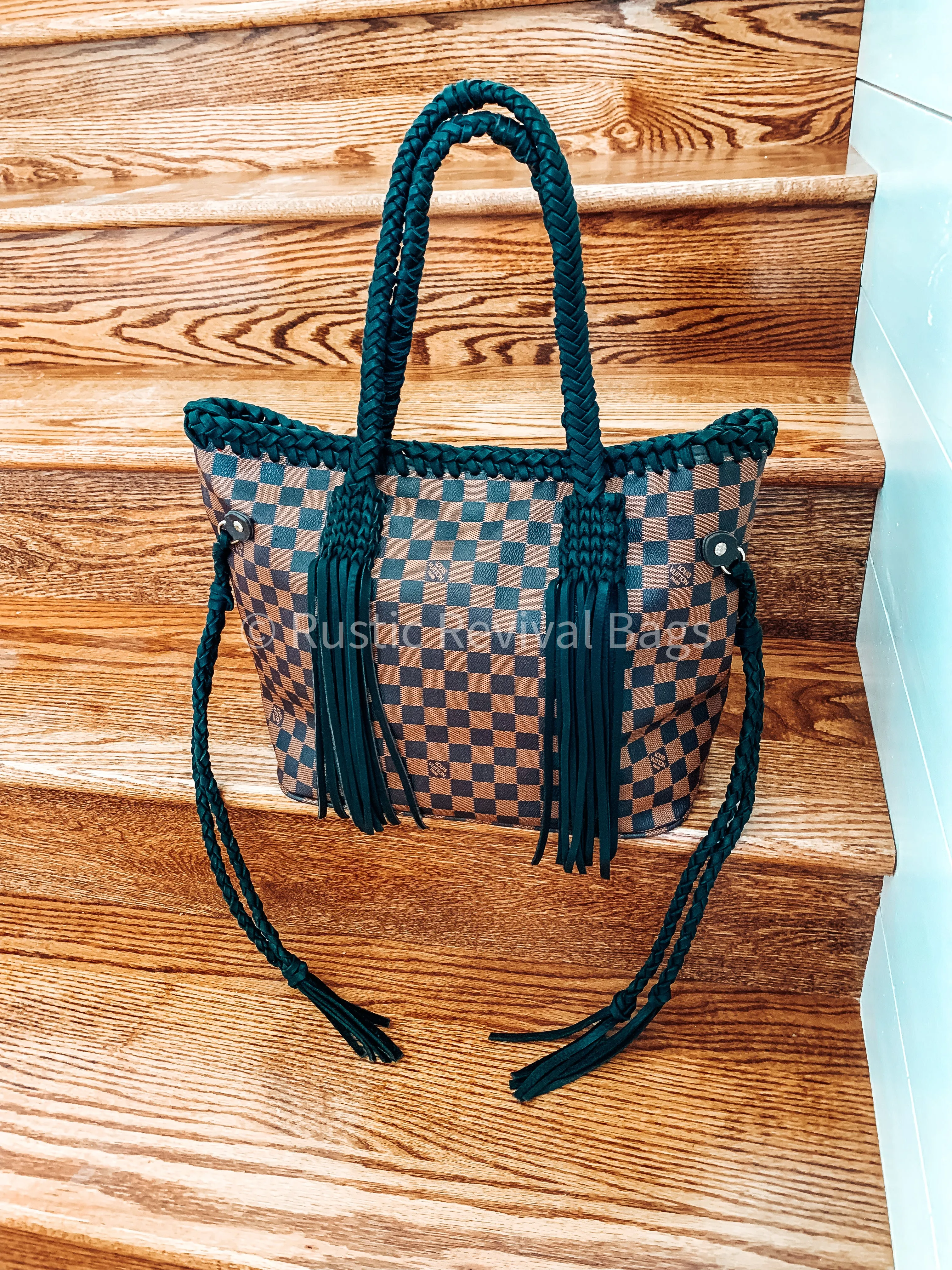 The Esther Tote - Black
