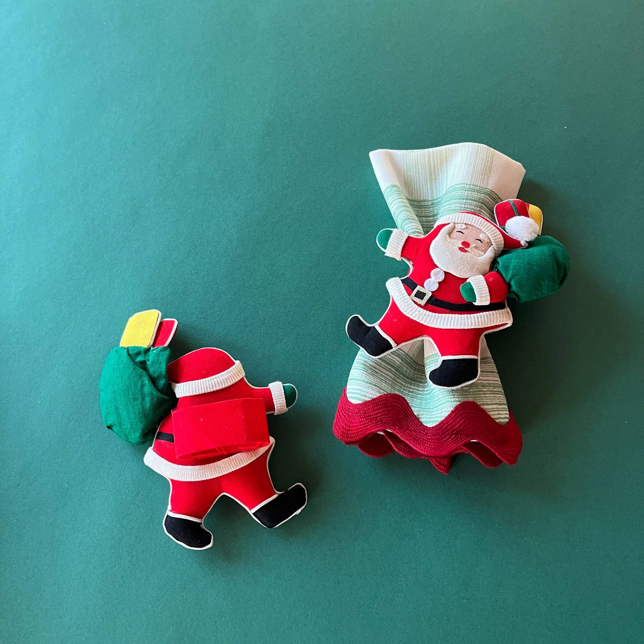 Vintage Santa w/Gift Bags Christmas Napkin Rings, Set of 6