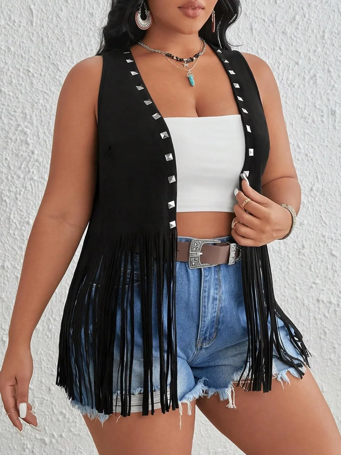 WDIRARA Women's Plus Size Fringe Trim Studded Detail Open Front V Neck Suede Boho Vest Jacket