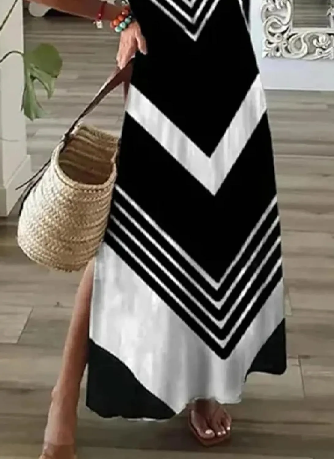 Women's Black and White Short Sleeve Long Dress Geometric Print Colorblock Side Slit Maxi Dress Summer Shift Dresses