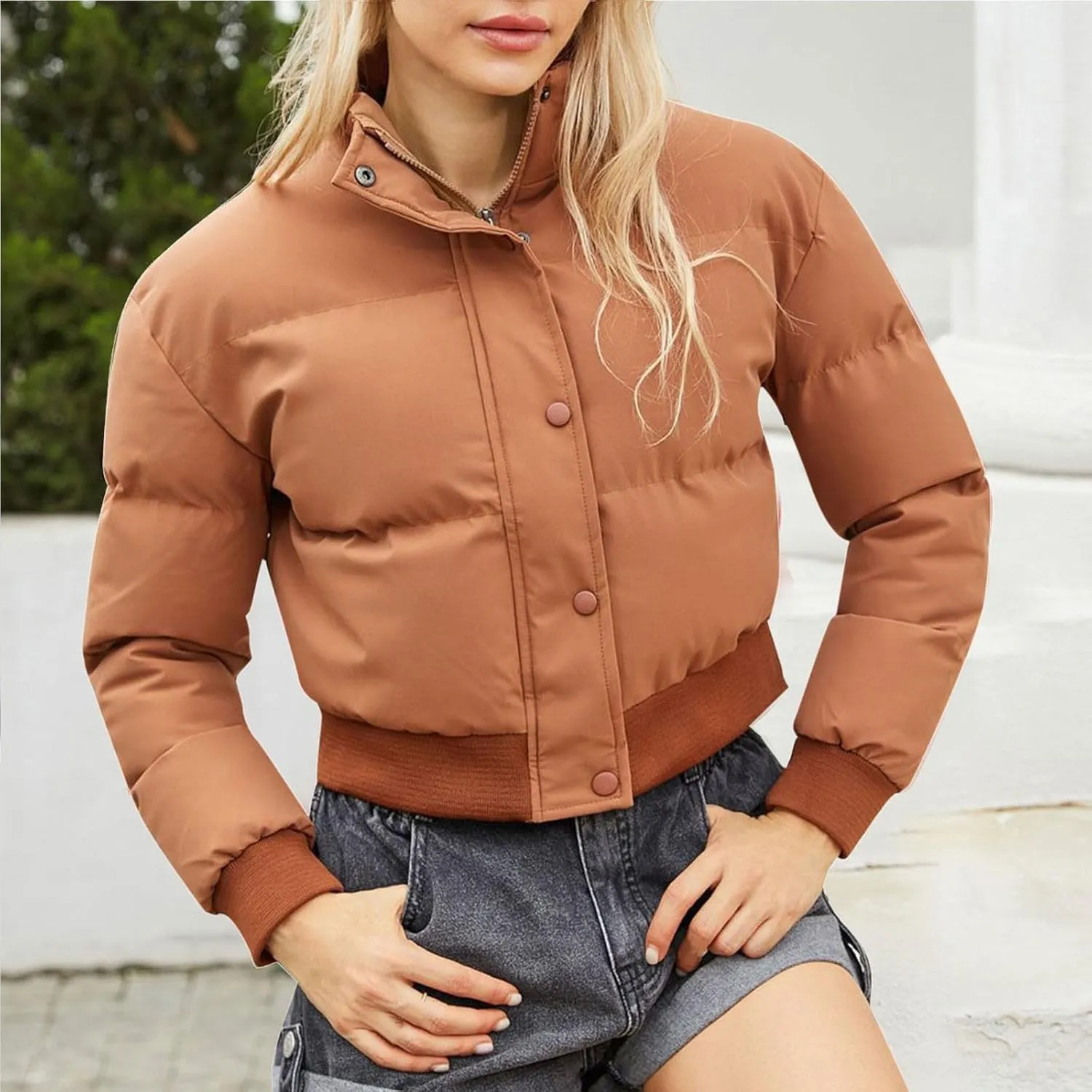 Women's Crop Puffer Vest Sleeveless Winter Cropped Stand Collar Warm Padded Puffer Jacket Lightweight Y2k with Pocket